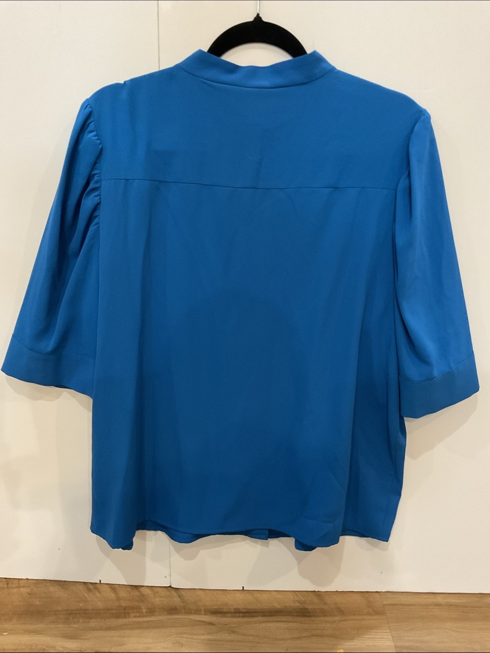 Worthington Vibrant Blue Button‑Up Blouse — Size XL (Like New) - Picture 2 of 6